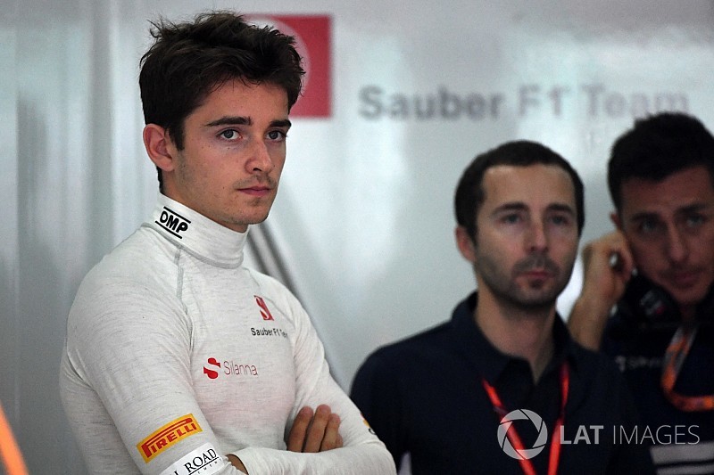 Leclerc slaat Macau-uitdaging af