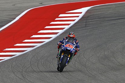 Viñales domina en una práctica que tuvo diez caídas en Austin