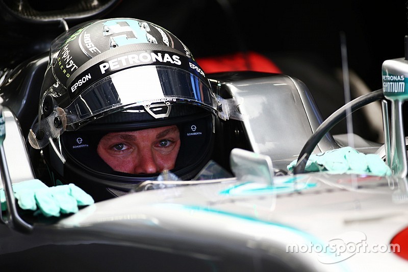 Shanghai, Libere 1: Rosberg nella sessione delle gomme forate
