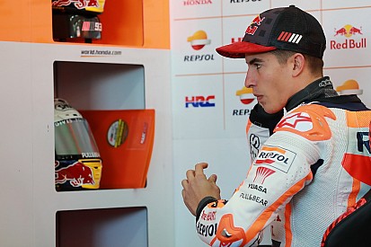 Kembali terjatuh di kualifikasi, Marquez marah