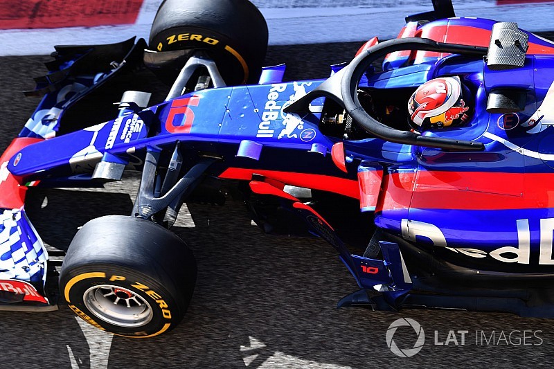 Toro Rosso'nun lansmanı, Ferrari nedeniyle ertelenmiş