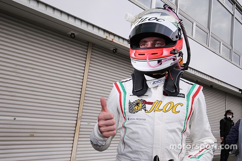 GT300デビュー戦のマッペリ「明日も持っている力を出し尽くす」
