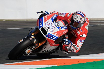 Le comportement en virage, l'axe de progression principal de Ducati