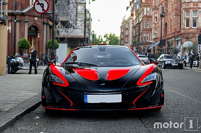 Photos - Une McLaren P1 aux couleurs flamboyantes !