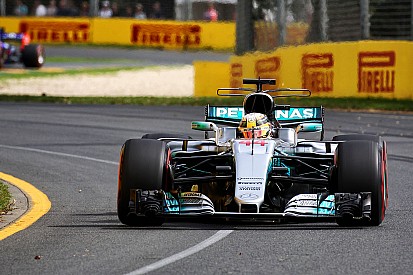У Mercedes зраділи великій перевазі Хемілтона