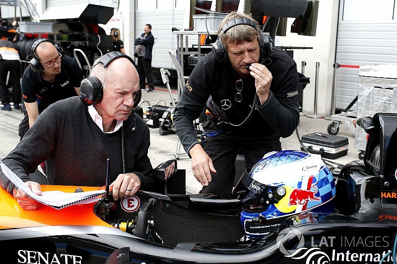 Zoon van F1-ontwerper Newey: