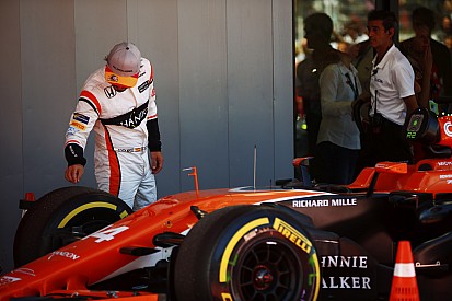 Алонсо поставил условие для продления контракта с McLaren