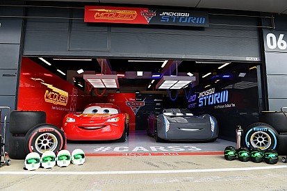 GALERI: Lightning McQueen dan Jackson Storm datang ke Silverstone