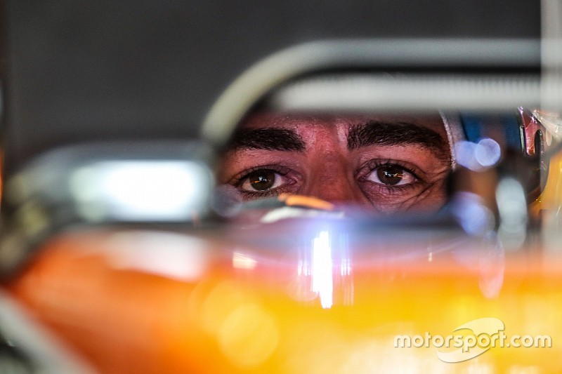 Alonso, Pérez és Sainz lehetnek az F1-es átigazolási piac főszereplői