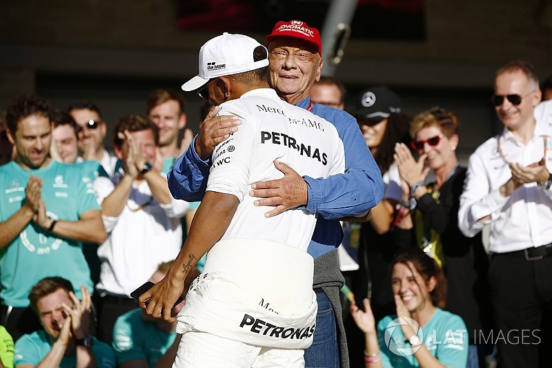 Niki Lauda: Lewis Hamilton zwei Zehntel schneller als alle anderen