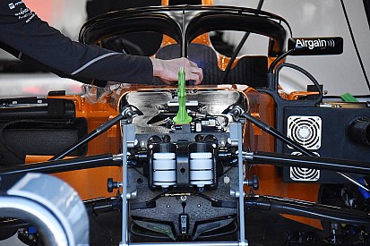 Nem követi a Mercedest az első felfüggesztés kialakításában a McLaren
