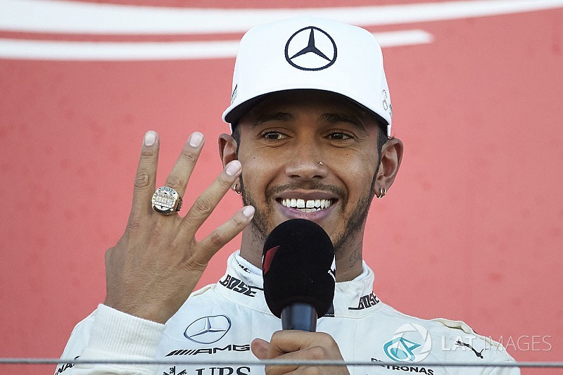 Hamilton beérte Vettelt az örökranglistán: jöhet Alonso, Schumacher és Räikkönen