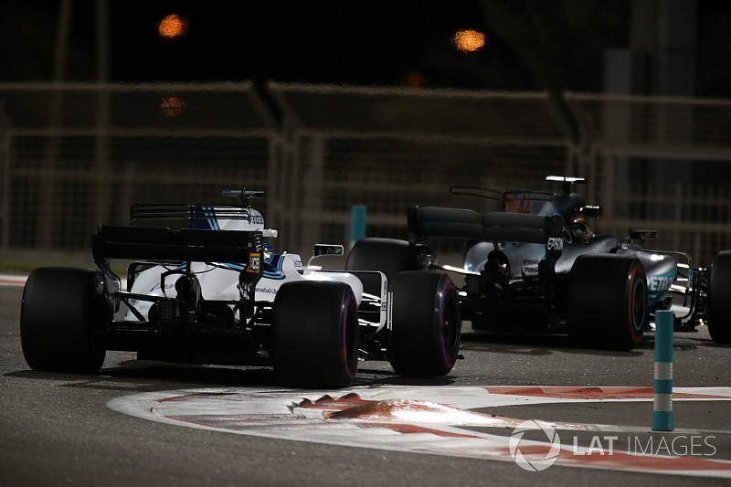 Confira o placar final dos duelos internos da F1 em 2017