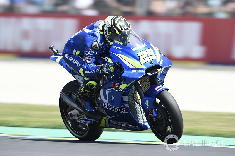 Mugello, Libere 1: Iannone davanti alle Ducati di Pirro e Dovizioso