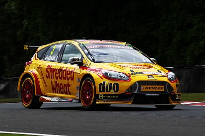Croft BTCC: Jackson beats Sutton in photo finish