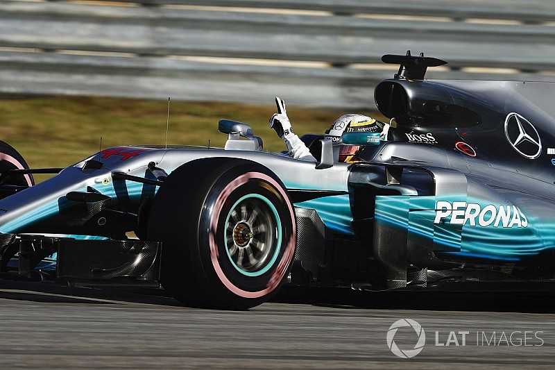 F1アメリカGP決勝速報:ハミルトンが9勝目。ベッテルは2位でタイトルに望みを繋ぐ