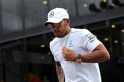 Hamilton makin dekat dengan kontrak baru