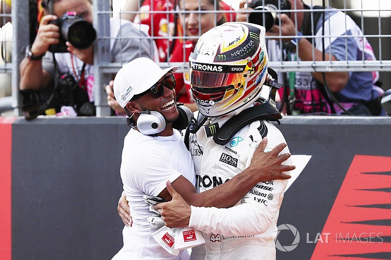 GP Amerika: Hamilton klaim pole Austin, Vettel start P2