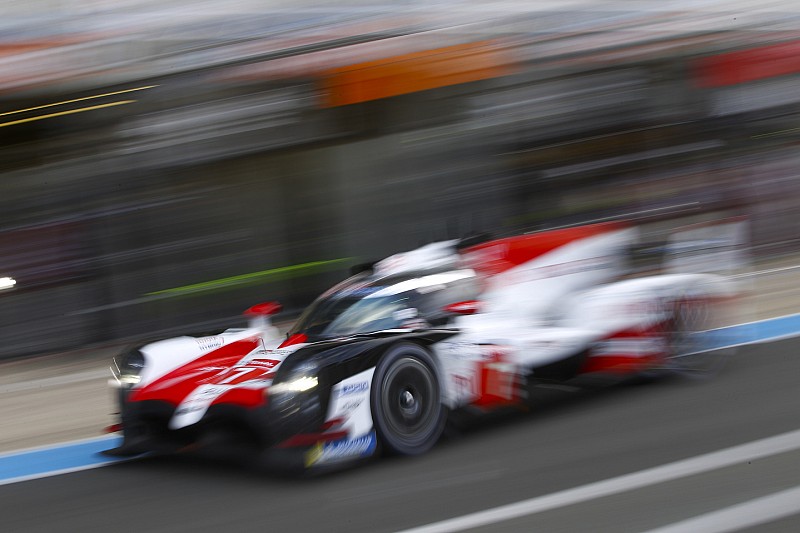 Le Mans test günü: Alonso lider kapattı
