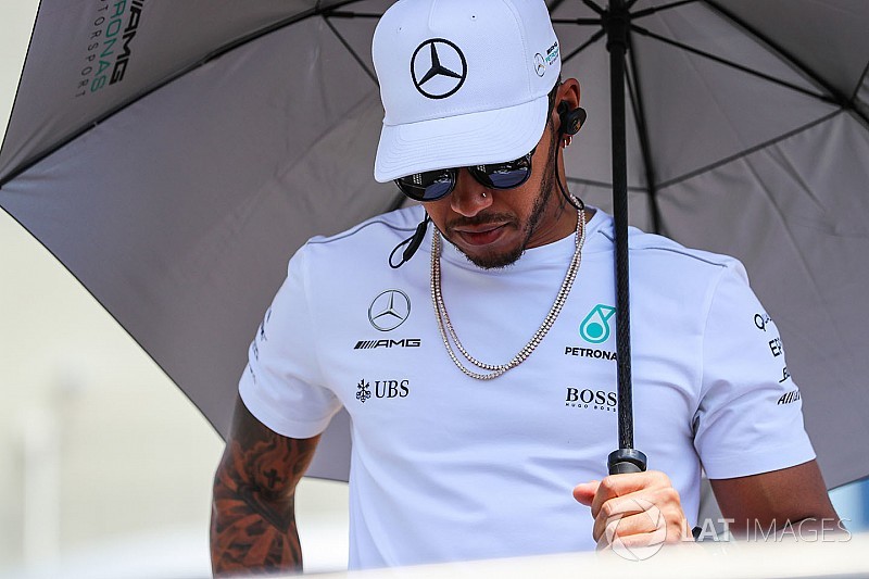 Hamilton cutuca: “Vettel não viria para a Mercedes”