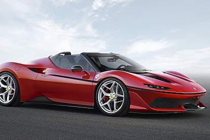 Découvrez la nouvelle Ferrari J50 !