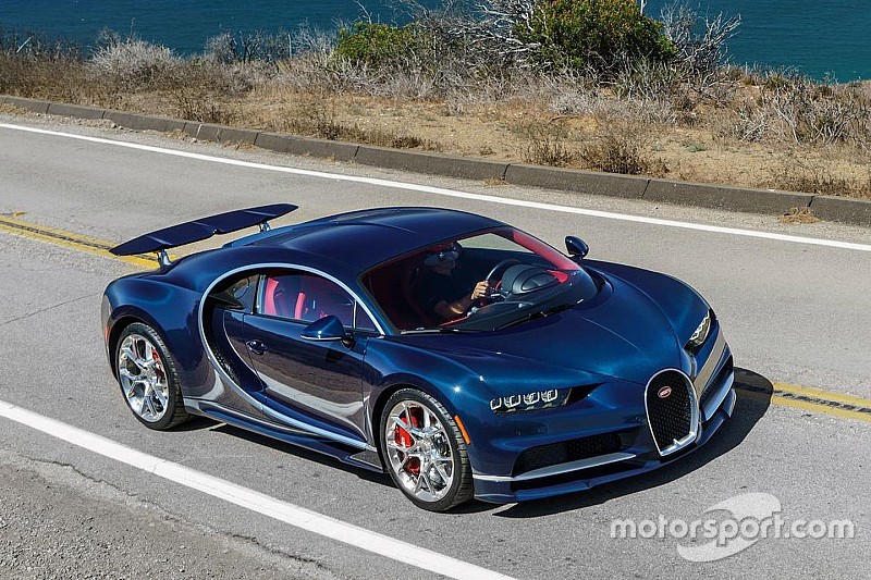 Відео: Bugatti Chiron легко подолав 325 км/год