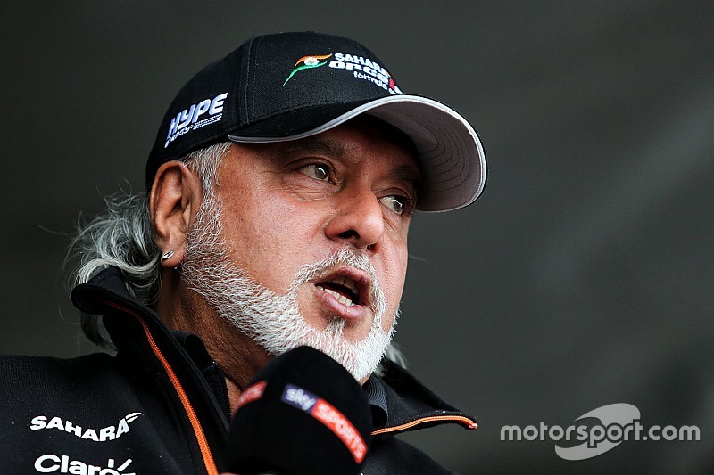 Force India: Mallya non è più direttore del team ma rimane team principal