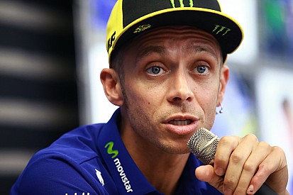 Rossi: “Espero que el nuevo chasis no sea la última carta de Yamaha”