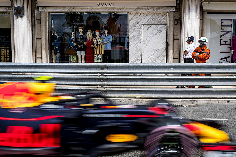 Гарне шасі дозволить Red Bull поборотися за поул попри слабкість мотора Renault