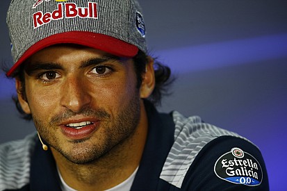 Renault über Carlos Sainz: Red-Bull-Schule Grund für die Verpflichtung