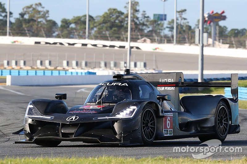 Penske-Acura testet in Daytona: