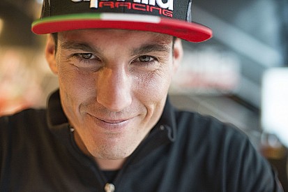 Vaterfreuden hoch zwei: Aleix Espargaro erwartet Zwillinge