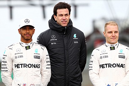 Mercedes revisa su reglamento interno tras el caos de Abu Dhabi