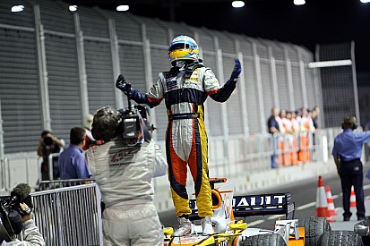 Singapur 2008: la noche, un escándalo, una venganza y un error de campeonato