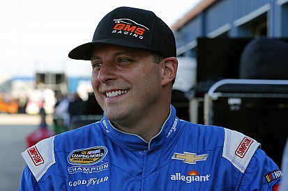 Sauter, Marks lead Thursday NASCAR Truck practices at Las Vegas