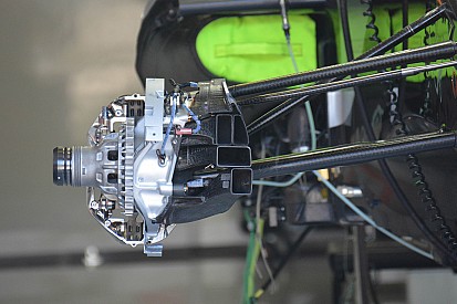 Технический брифинг: передние тормоза Force India VJM09