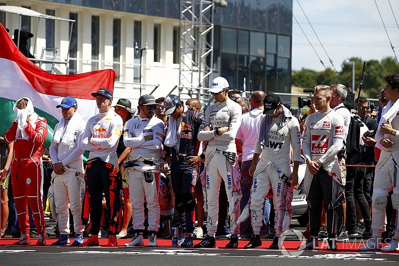 Vettel megrovást kapott Japánban