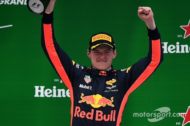 Verstappen recupera su lugar: fue elegido 'Piloto del día' en China