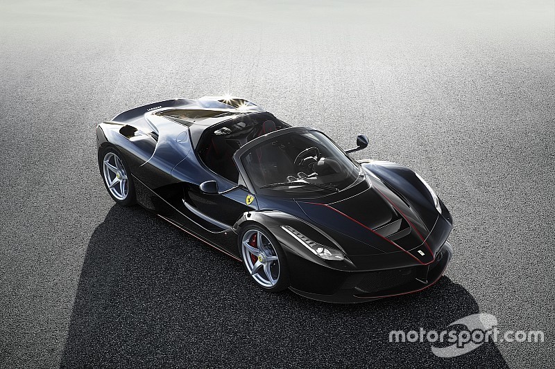 Man krijgt geen LaFerrari Spider, stapt naar rechter om imagoschade