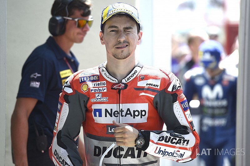 CEO da Ducati cutuca Lorenzo mas o prevê na luta pelo título