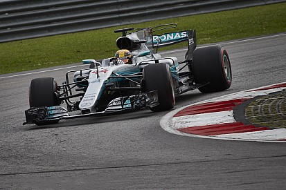 Hamilton & Mercedes staunen: 4 Gründe für die Wunder-Pole