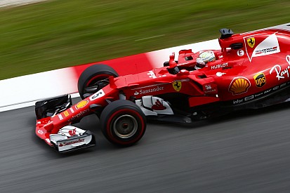 A Ferrari megerősítette, hogy Vettel motorhiba miatt állt meg az időmérőn