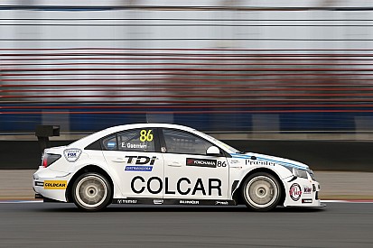 Gran comienzo de Guerrieri en el WTCC