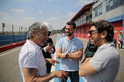 Lucchinelli: "Lorenzo può riuscire dove Valentino ha fallito"