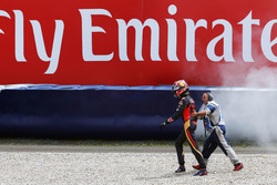 Daniil Kvyat, Scuderia Toro Rosso, na een zware crash