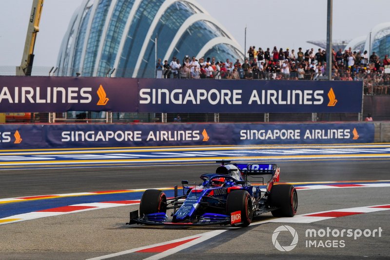 Даниил Квят, Toro Rosso, с отказавшим мотором