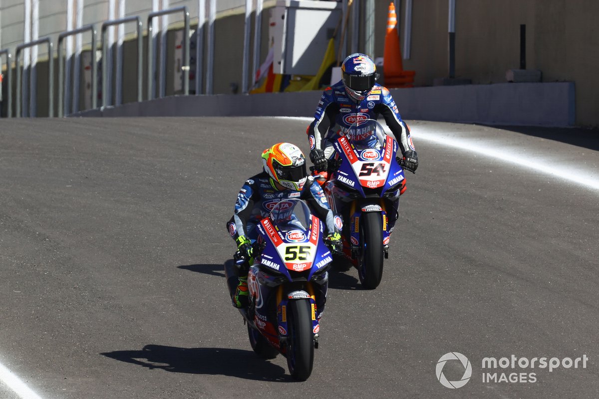 Andrea Locatelli, PATA Yamaha WorldSBK Team, Toprak Razgatlioglu, PATA Yamaha WorldSBK Team