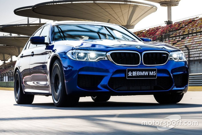 BMW M5 2018 року на Шанхайському треку