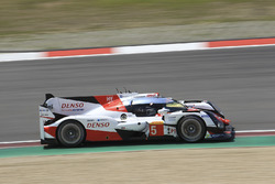 #5 Toyota Racing Toyota TS050 Hybrid: Anthony Davidson, Sébastien Buemi, Kazuki Nakajima