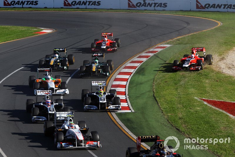 В пелотоне Ф1 желто-зеленые машины Caterham всегда были одними из последних